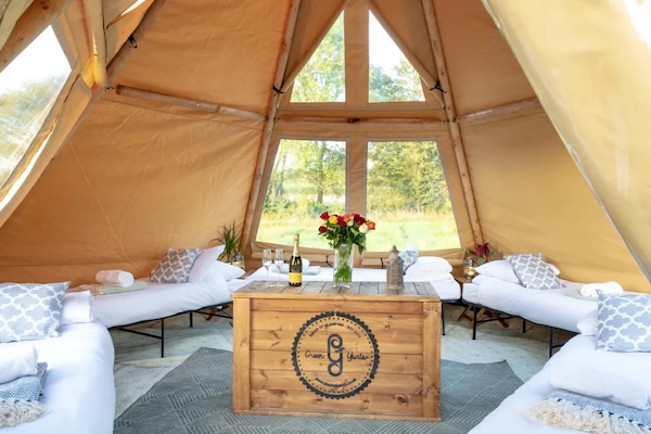 Deluxe Tipi